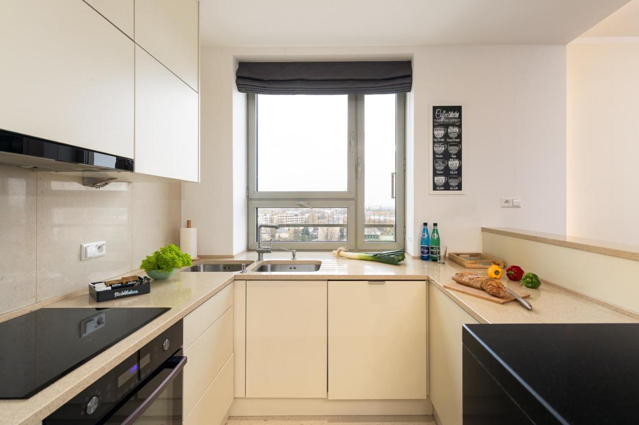 Slominskiego 5 Ii With Balcony By Renters Warsaw