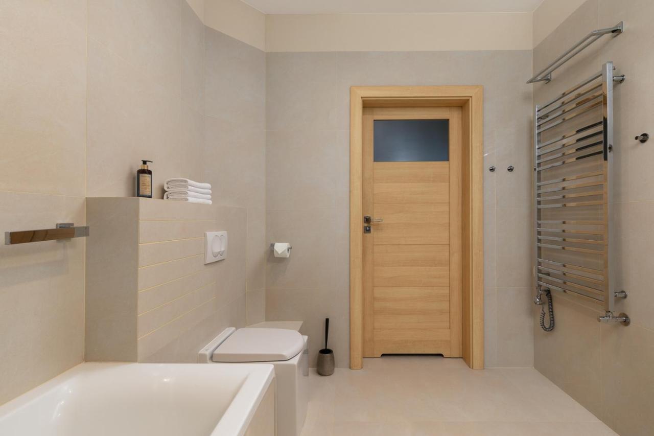 Slominskiego 5 Ii With Balcony By Renters * Varšava